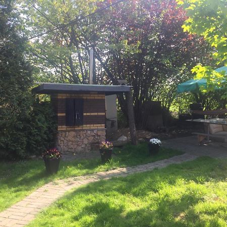 samodzielny pokój w wygodnym domu z parkingiem Apartamento Piaseczno  Exterior foto